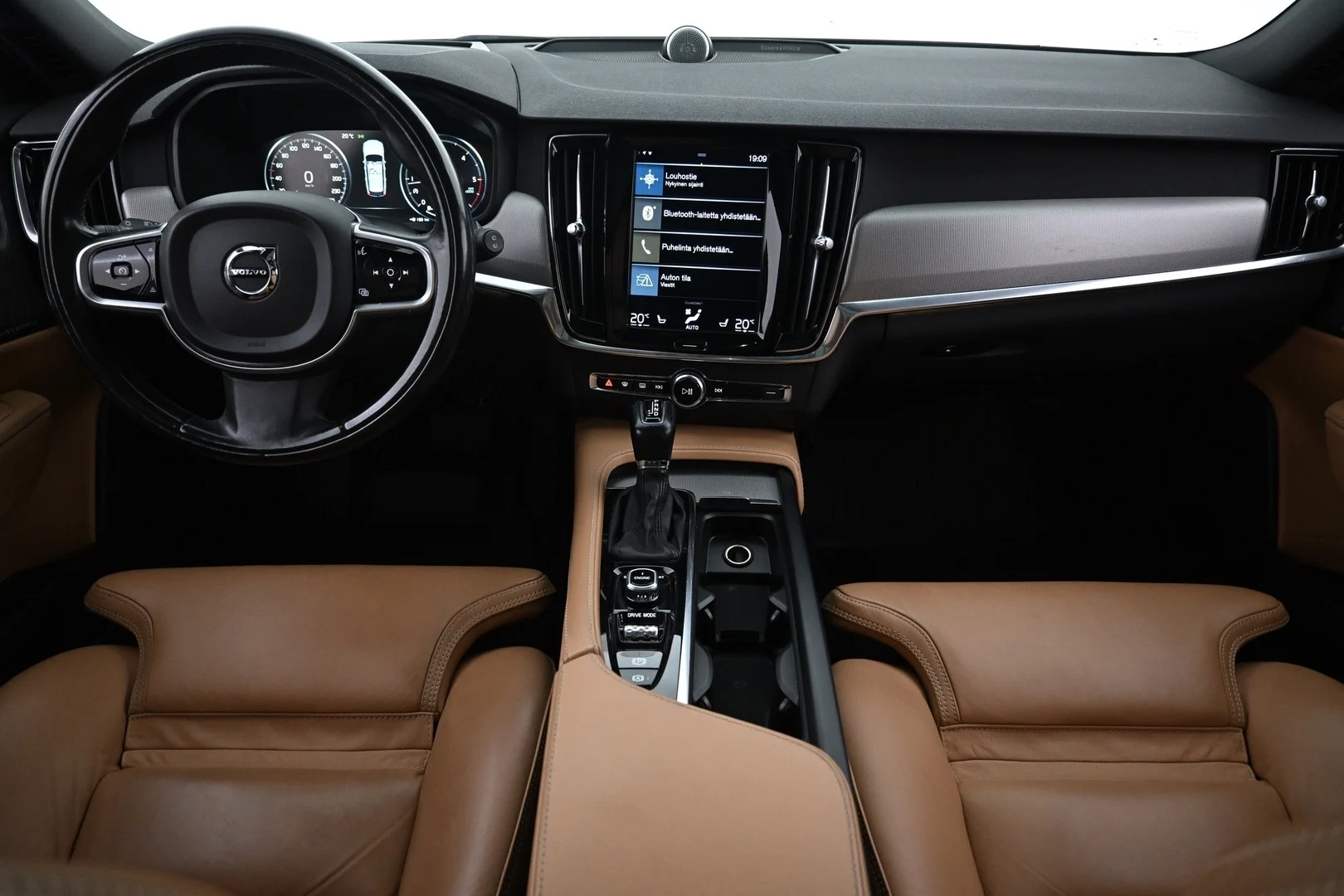 Car Image - 2kLJpdTRPefS0qQVbxAGRg