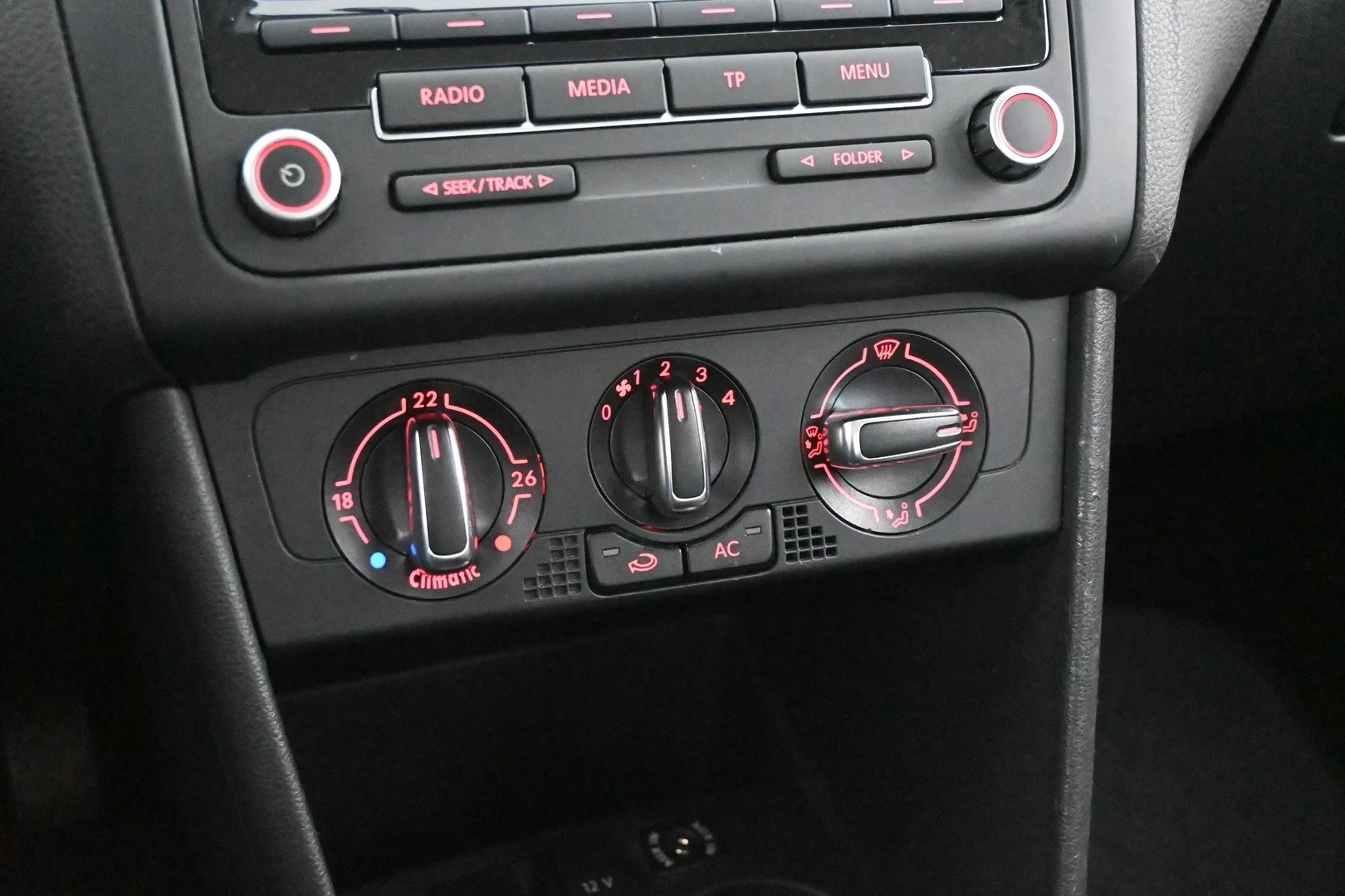 Car Image - 1D481kFivQr593LsVUV30i