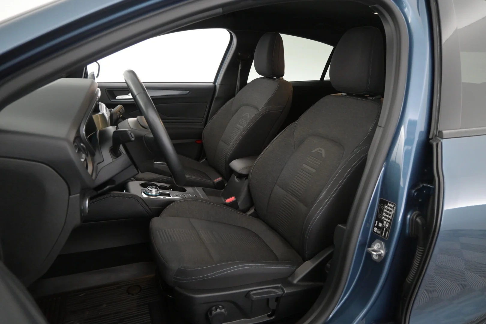 Car Image - 2CvCS2wbScC4PDi1JVhzZT