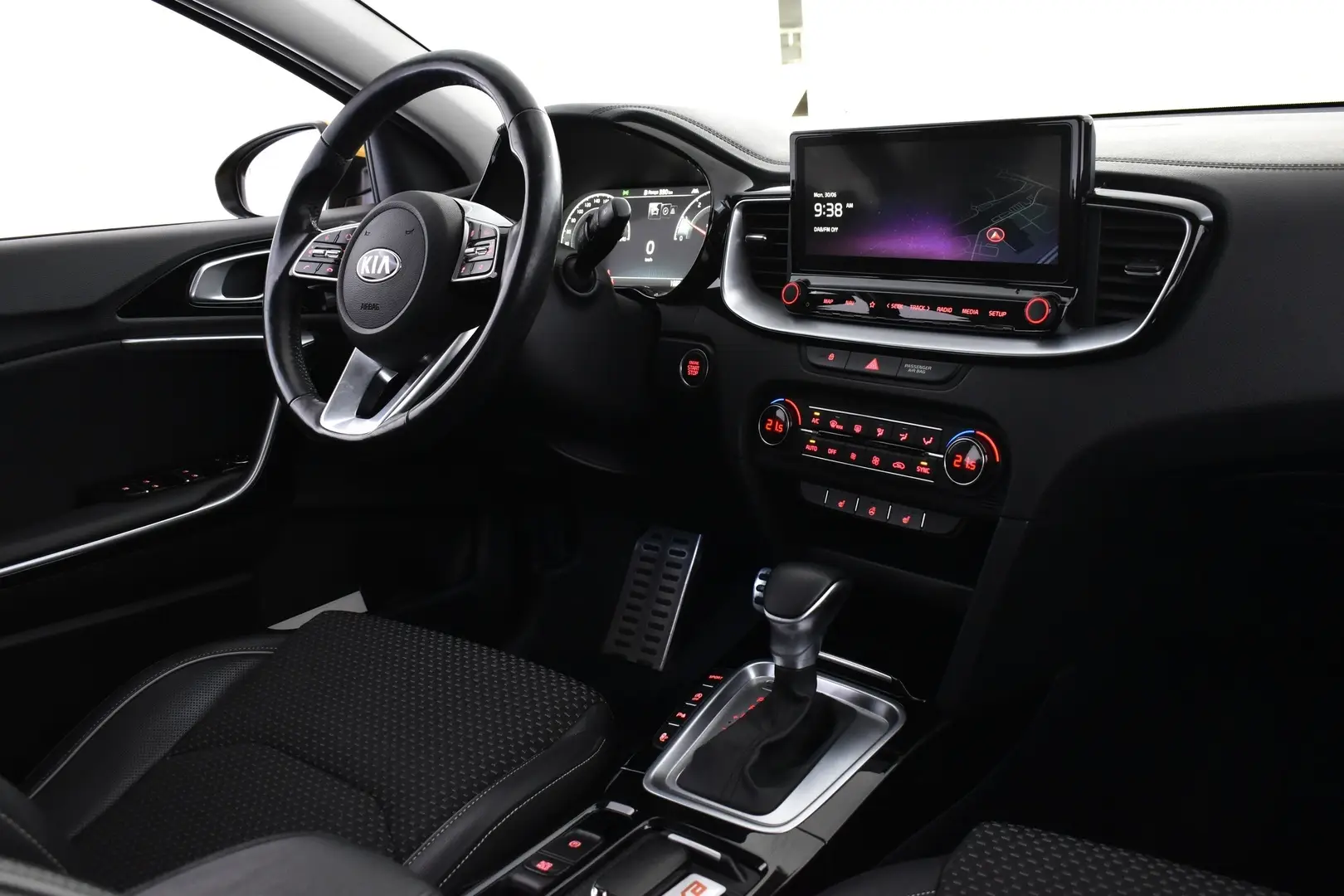 Car Image - 4AEnOEsfuaxzhW6DBogrfG