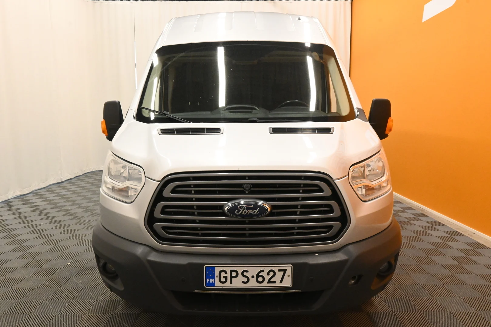 Car Image - 77QLFQHSzCLtYfLRVBPlaP