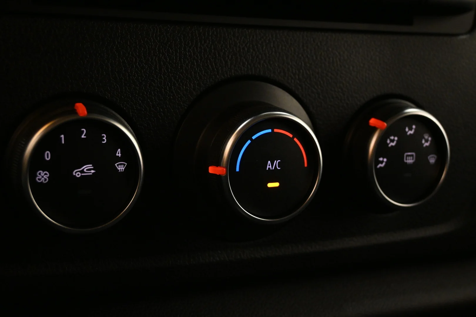 Car Image - 611UnYysxZAL6faQgQ3ple