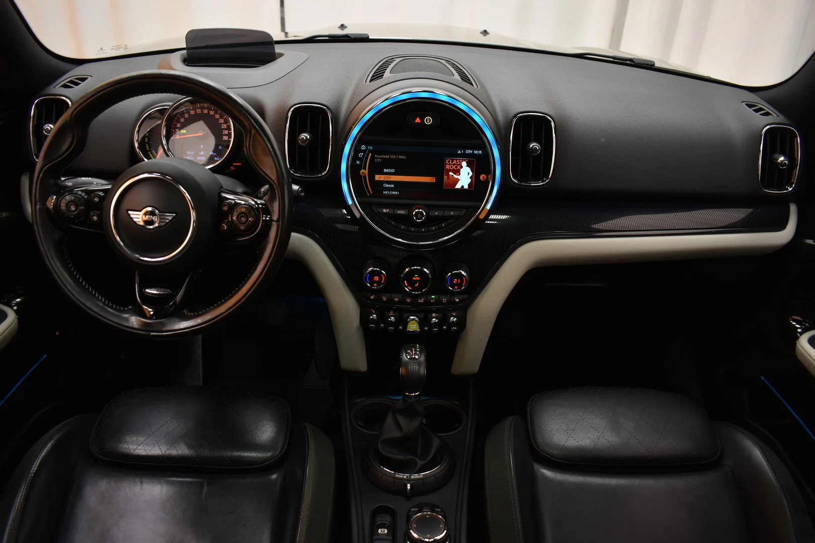 Car Image - TLMuYTmmSDUf3TkvFxGbd