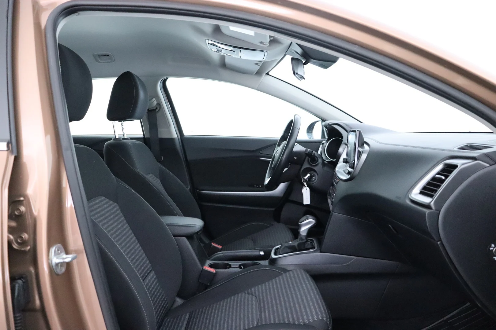 Car Image - 3lmCQnTHmW0NwpyDjke3ki