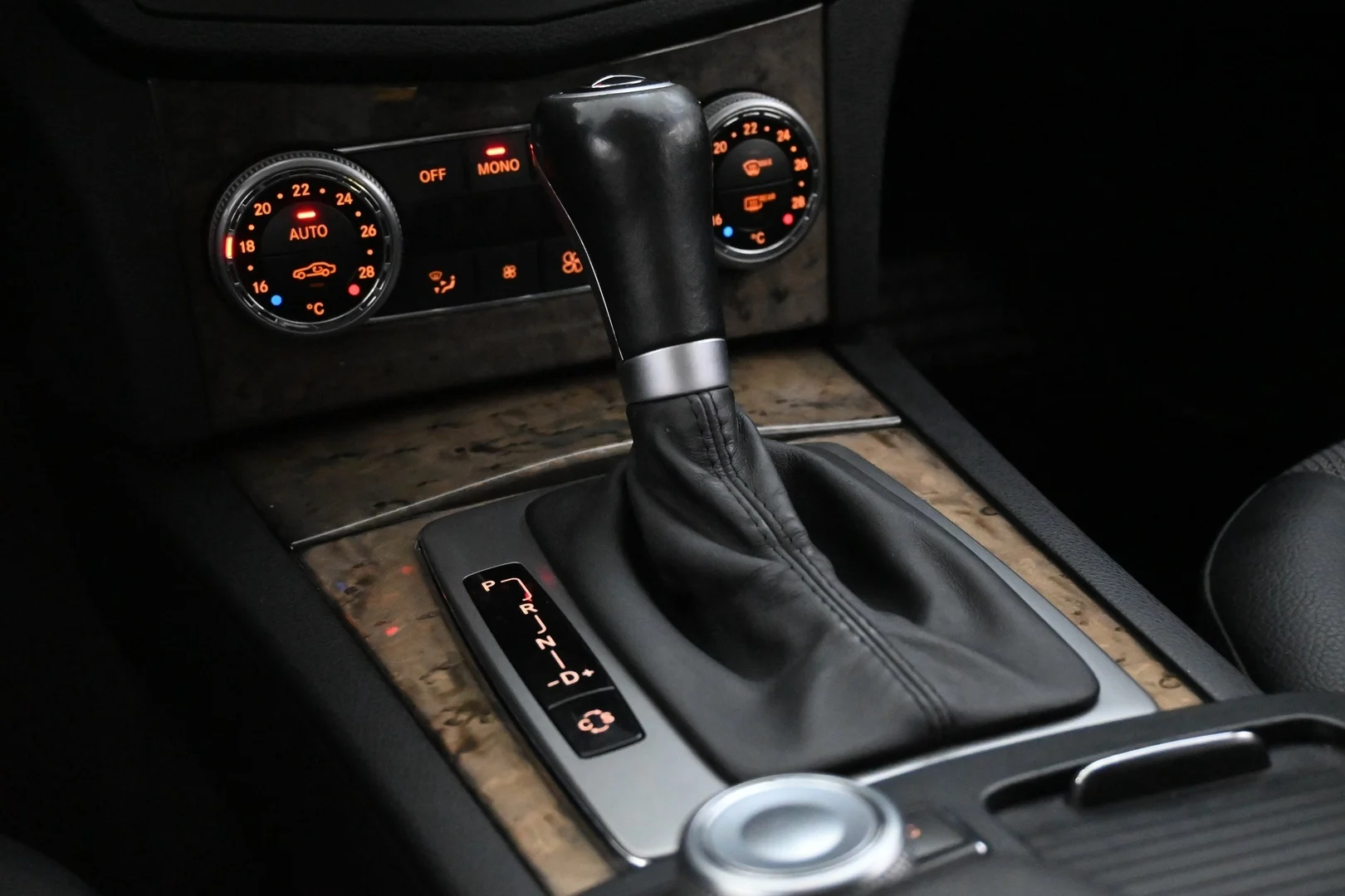 Car Image - 1ZM6sRaNxKABA1Ia3AZsdp