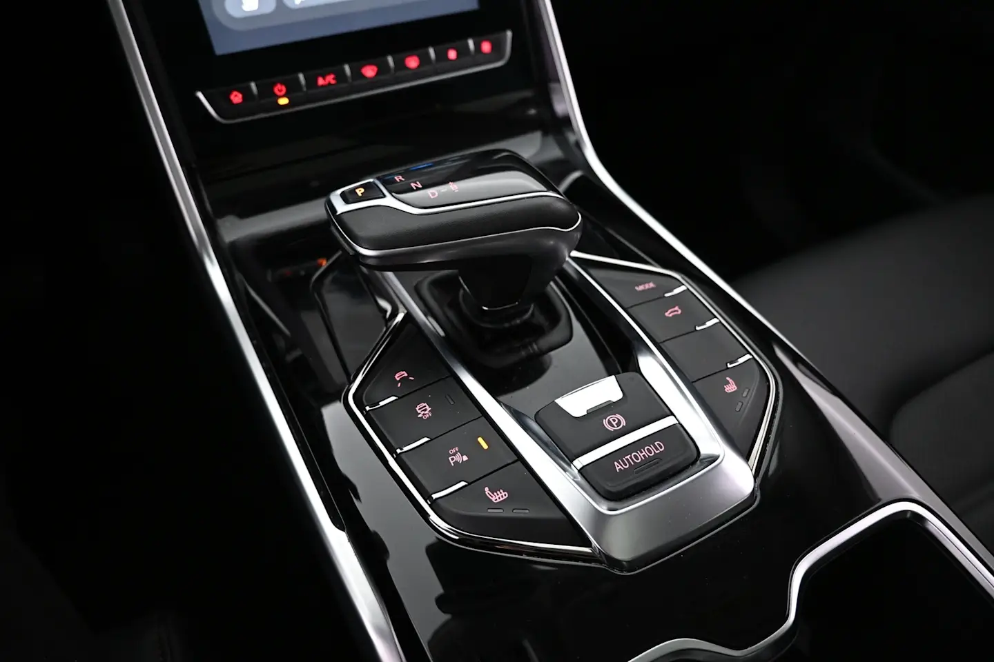 Car Image - 7zKLMHtb85snQXknDN9yq2