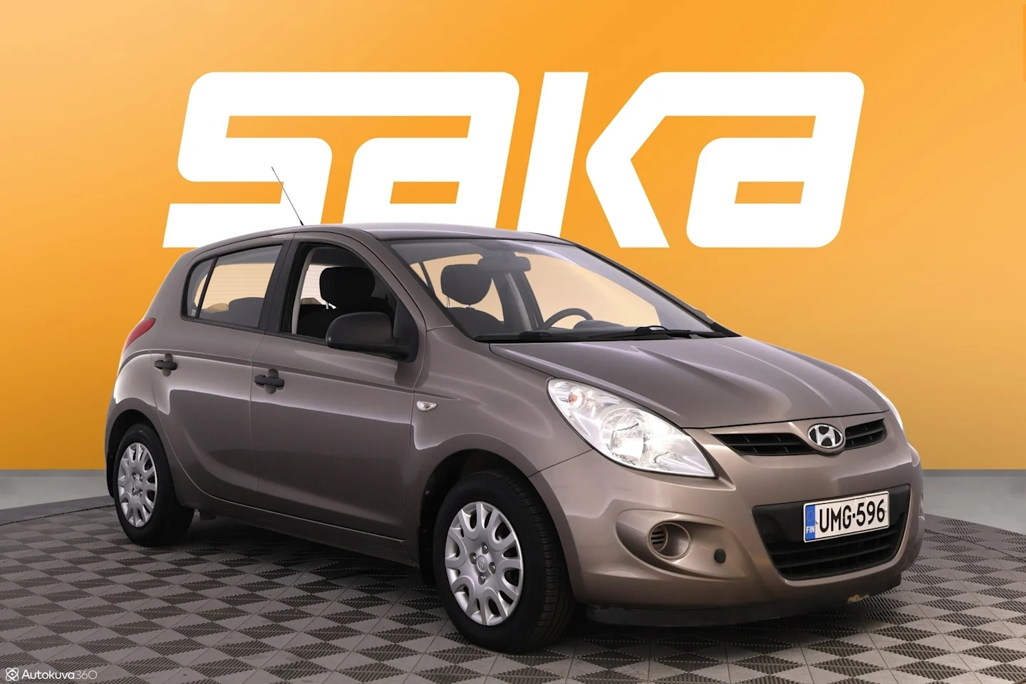 Car Image - 7n6w9Bkn8yzHzslrdcC3i2