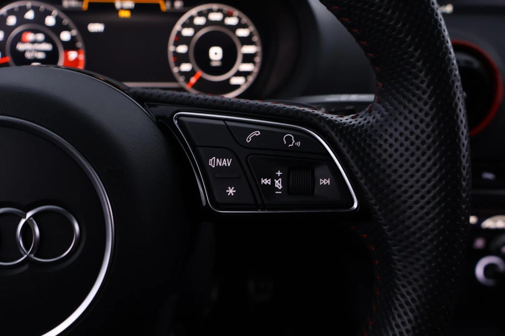 Car Image - 1IKDg5bWKDpXg0QNipkyEZ