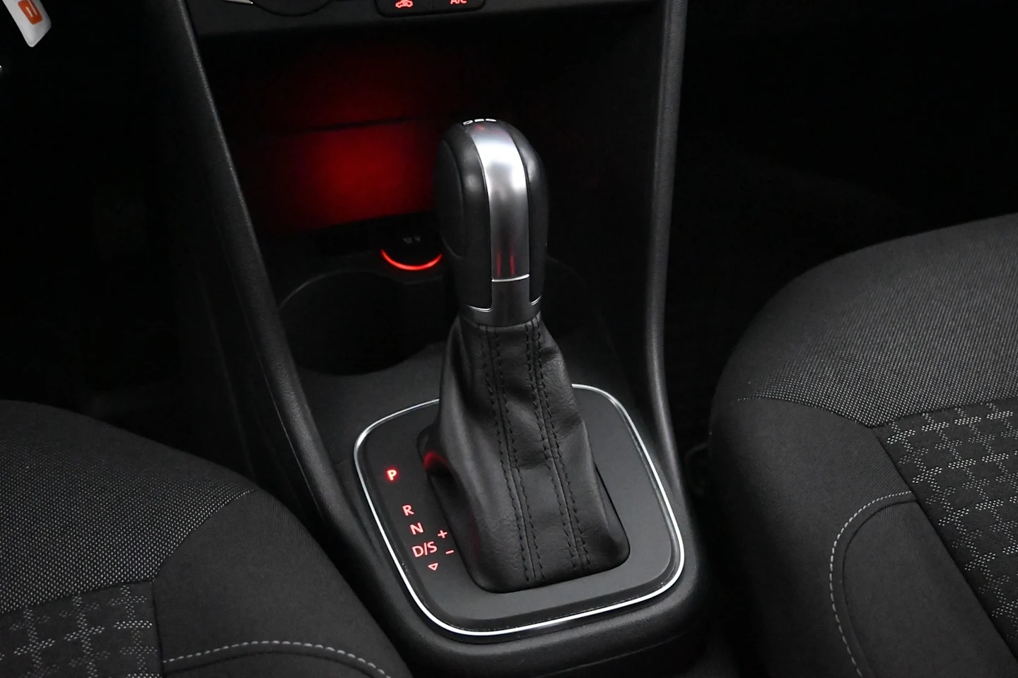 Car Image - 75i7KUBfFo7dNiQKh3FAZJ