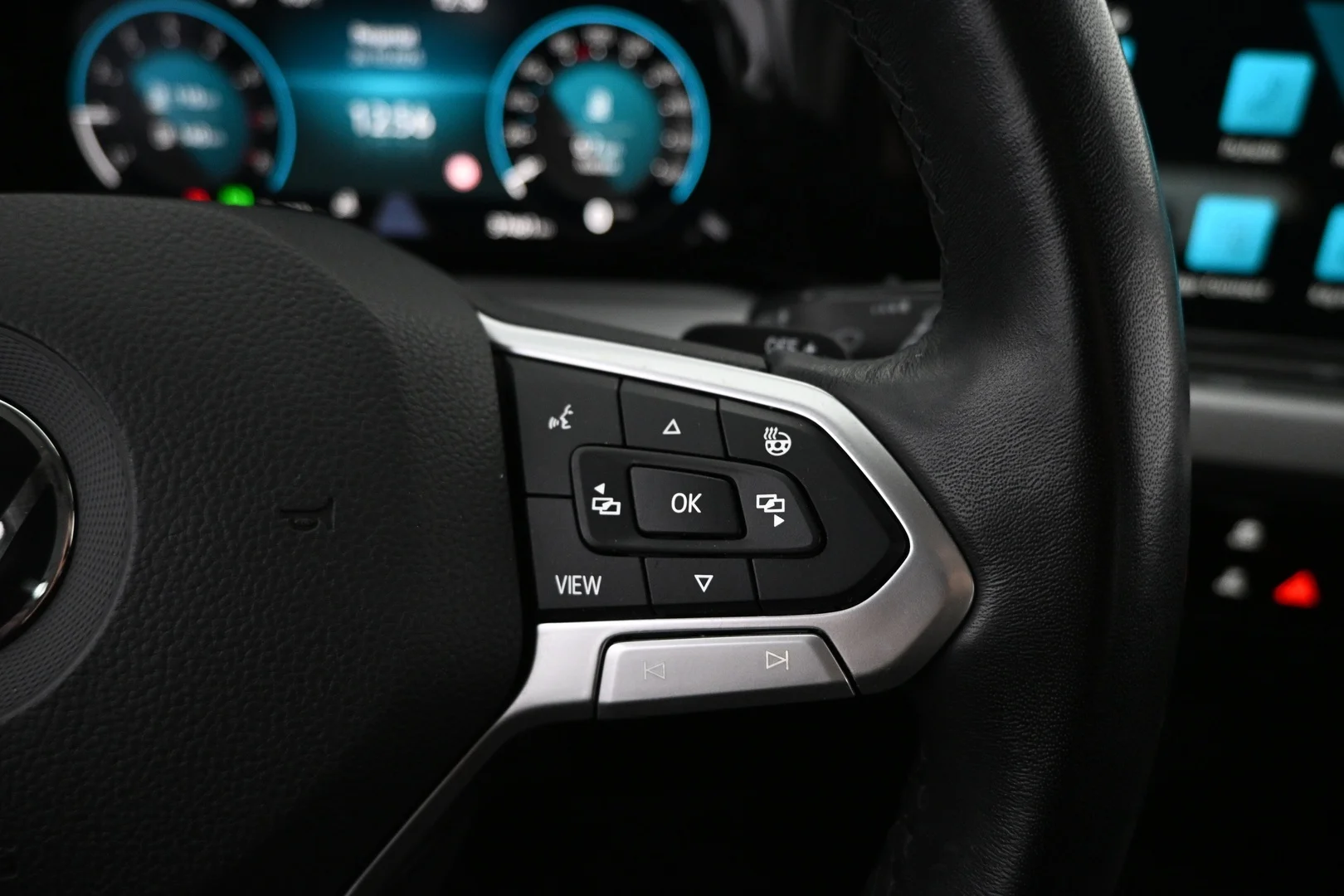 Car Image - 3ZoQ6aDfTI45v2pvVZYcOr