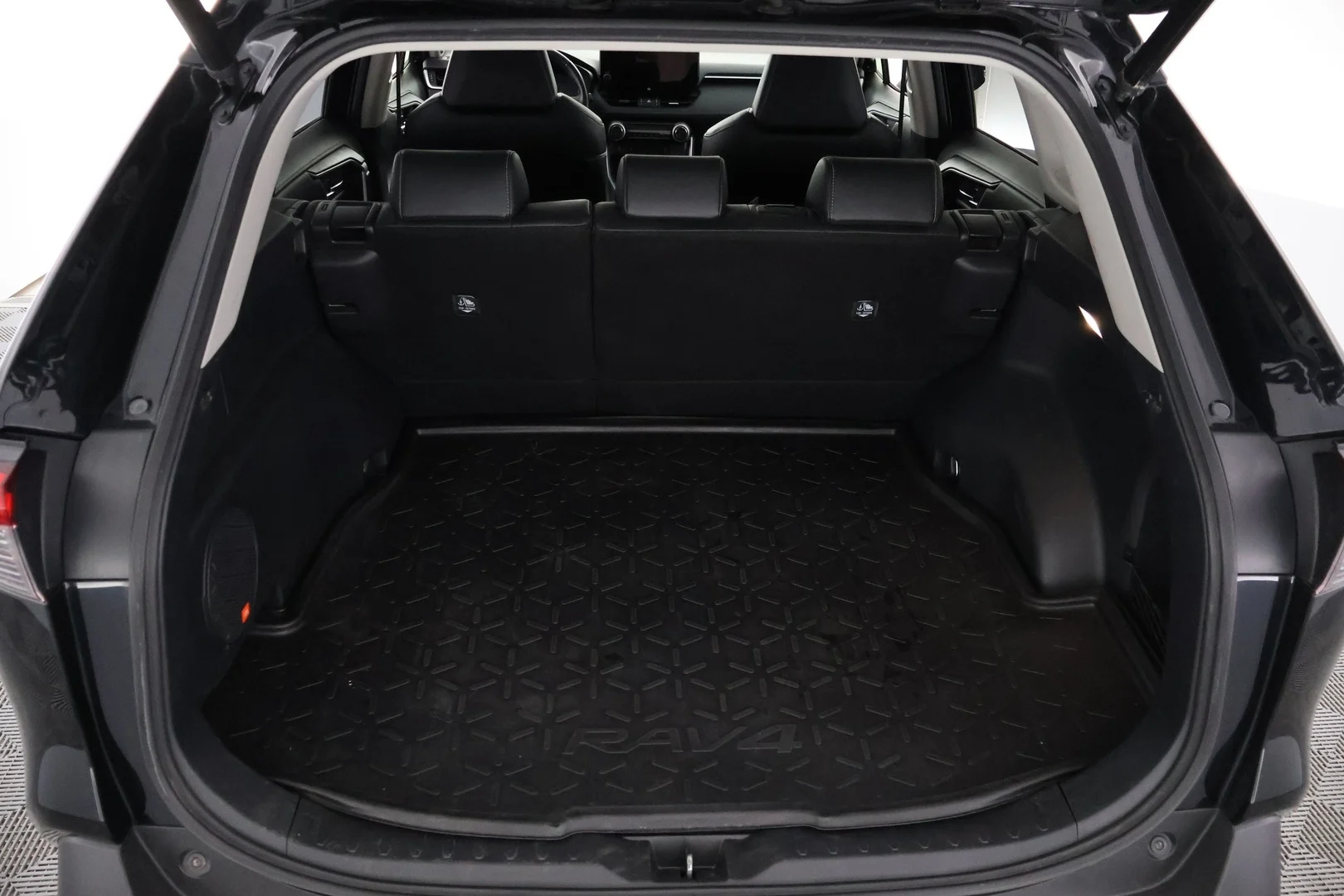 Car Image - 5gTX0Piw3zUQMOdUt83bF5