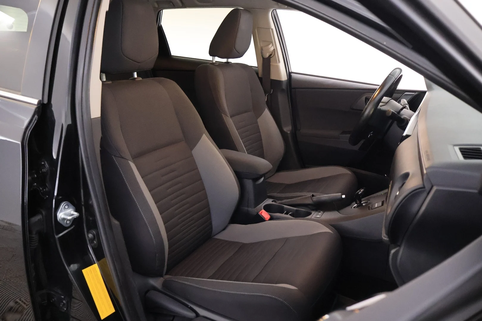 Car Image - 6yndvKqwWE9E2xqJR45MYL