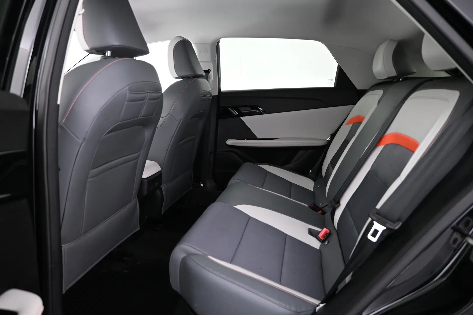 Car Image - 635CdP4g9P2YMsTi0vEu9v