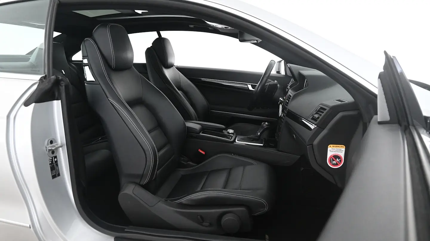 Car Image - uuBGQMucL4L9hccVBY6Mv
