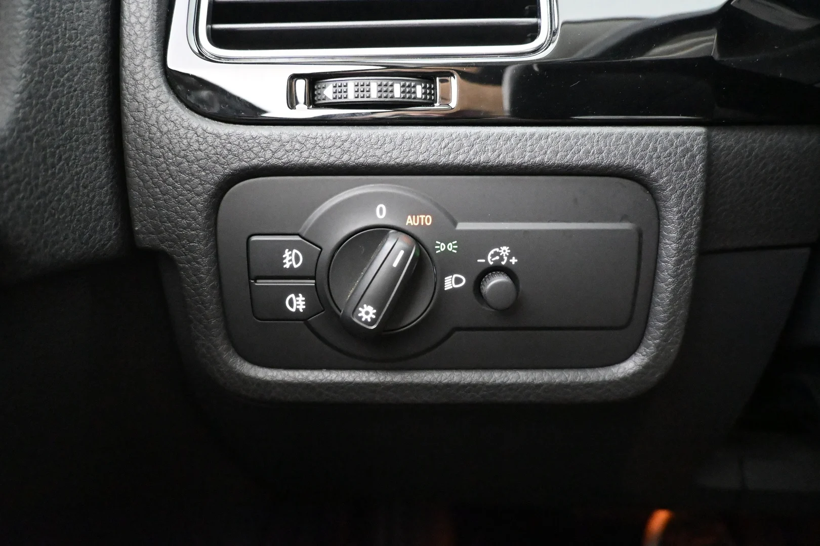 Car Image - 4foboFNSIH5uMdIbZk74DB