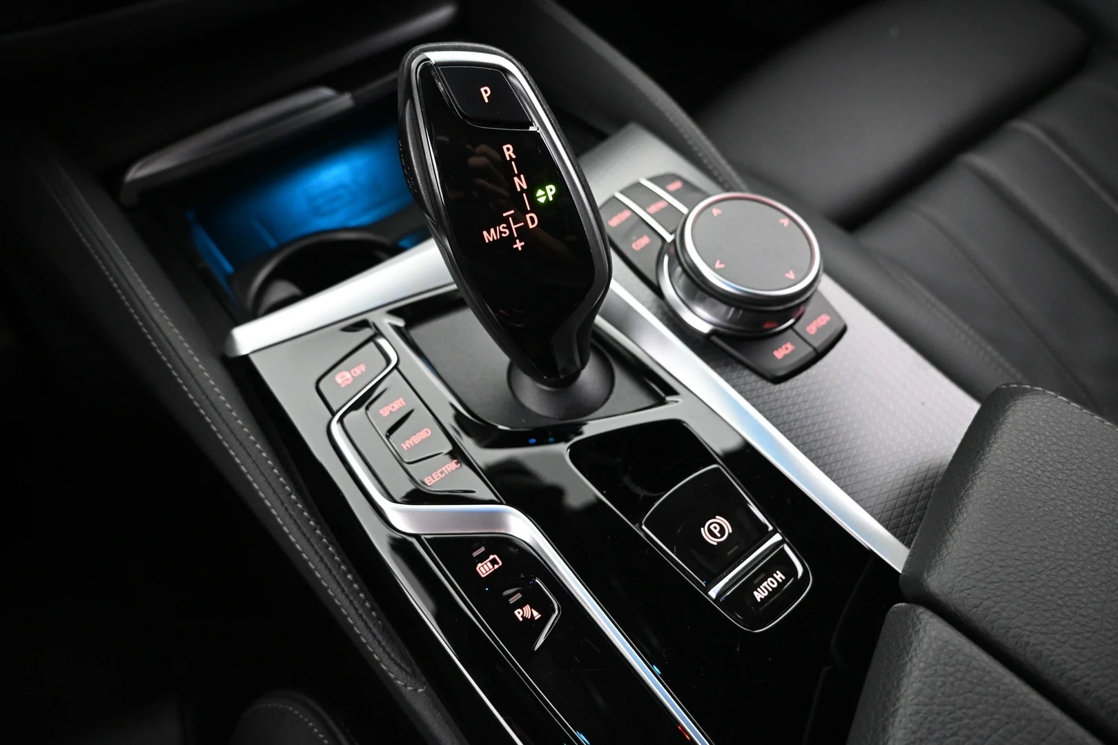 Car Image - 13BBaEFty6nBOejdX9DZAd