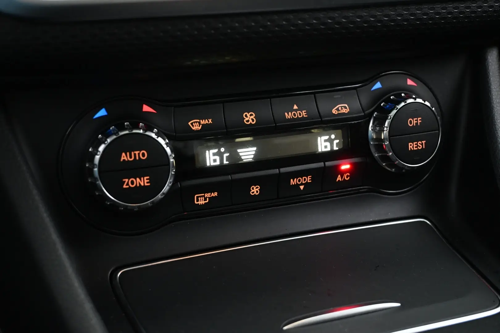 Car Image - 5G3spXUHXqz8JiZ7MhDRyx