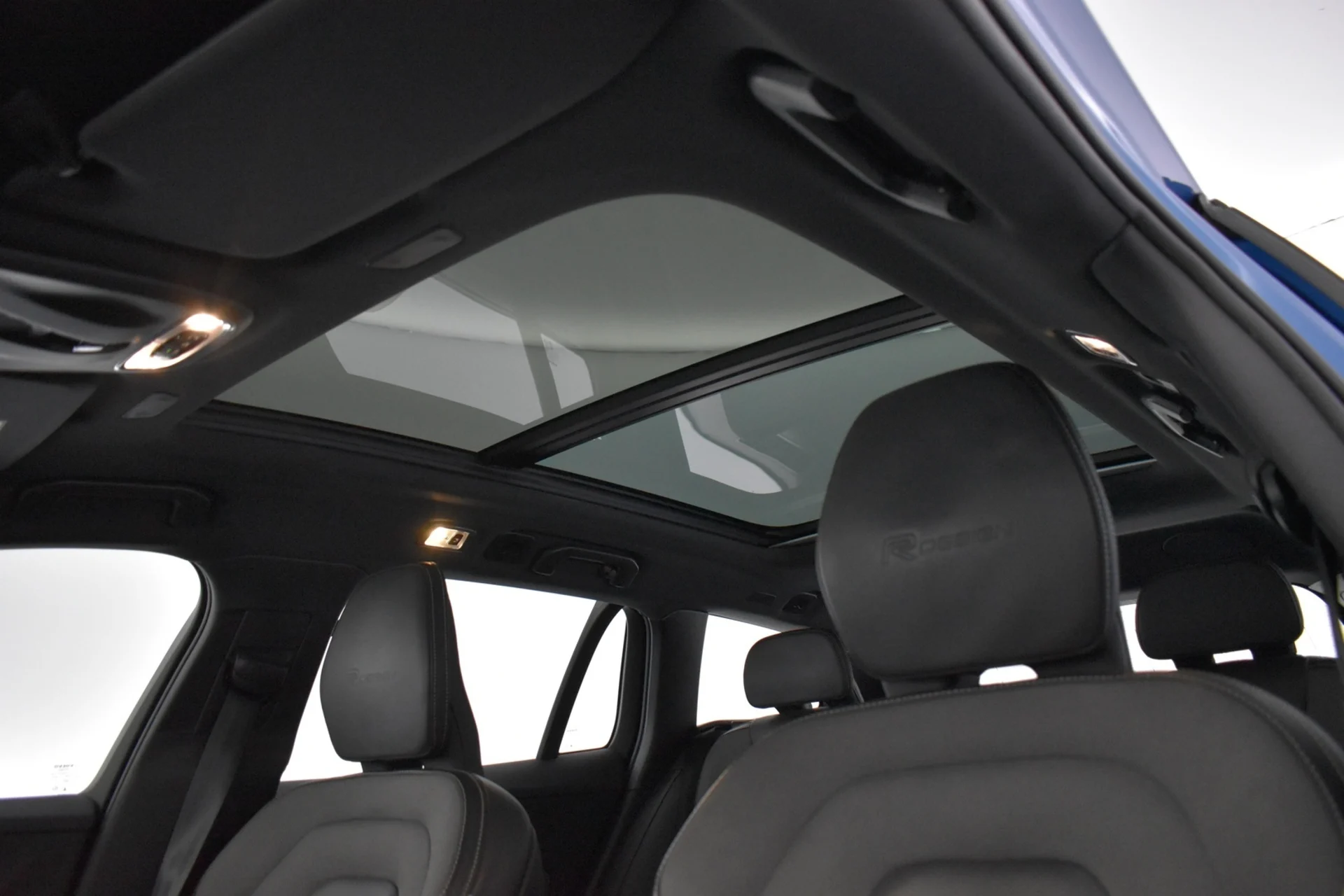 Car Image - 4OaWln1xCjQbdYvUEzYCfn