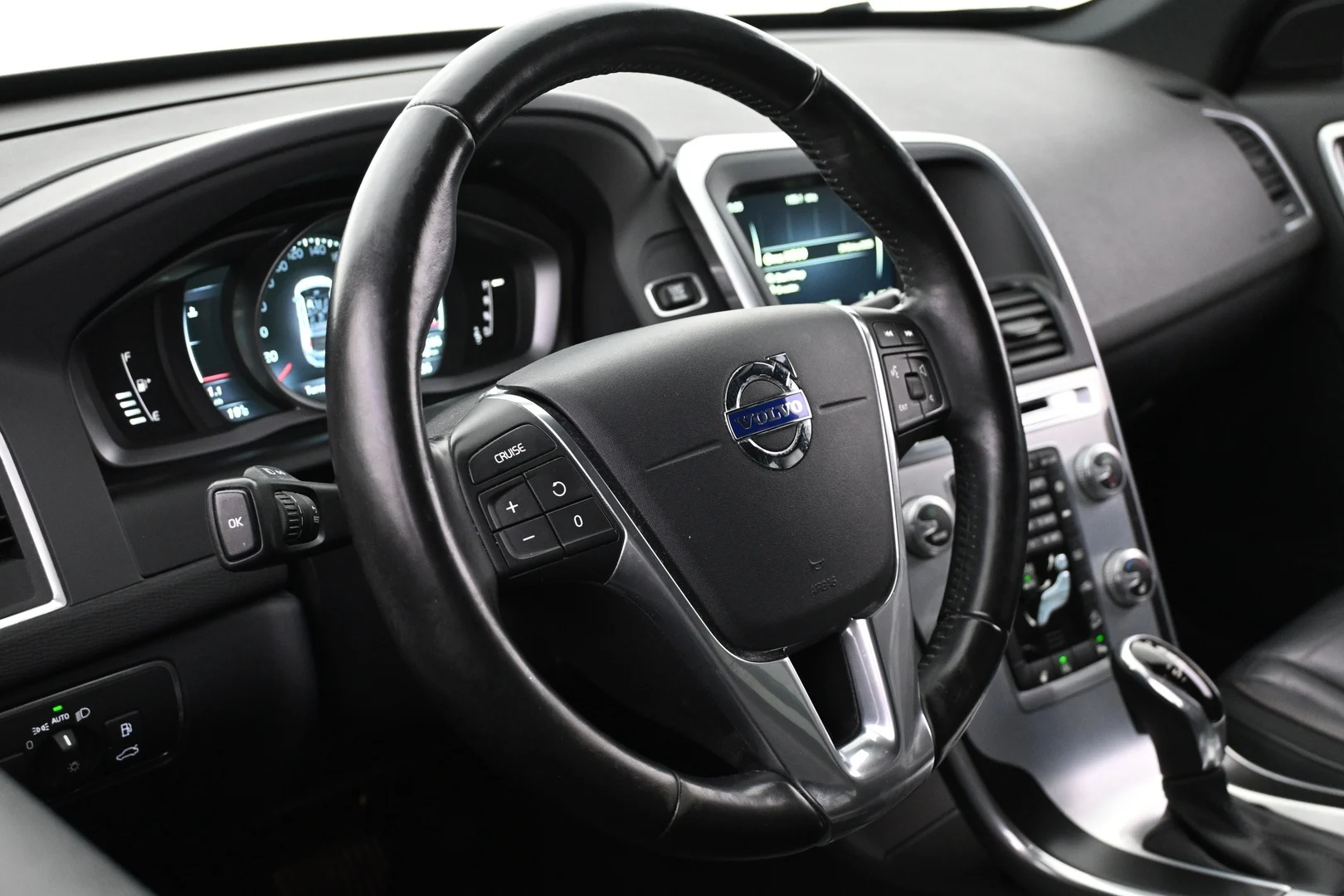 Car Image - 4xJ3A6OM55WQAt4Wubx0Wu