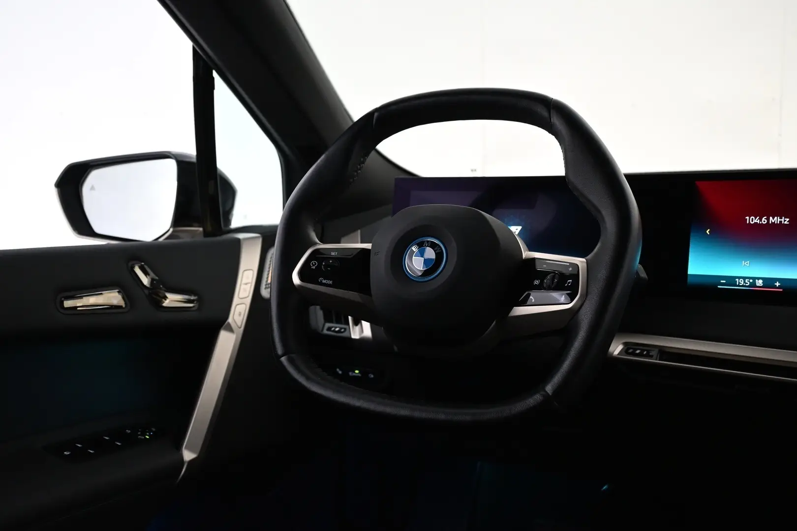 Car Image - 4abqGdMRsVcAjWln3XlB3M