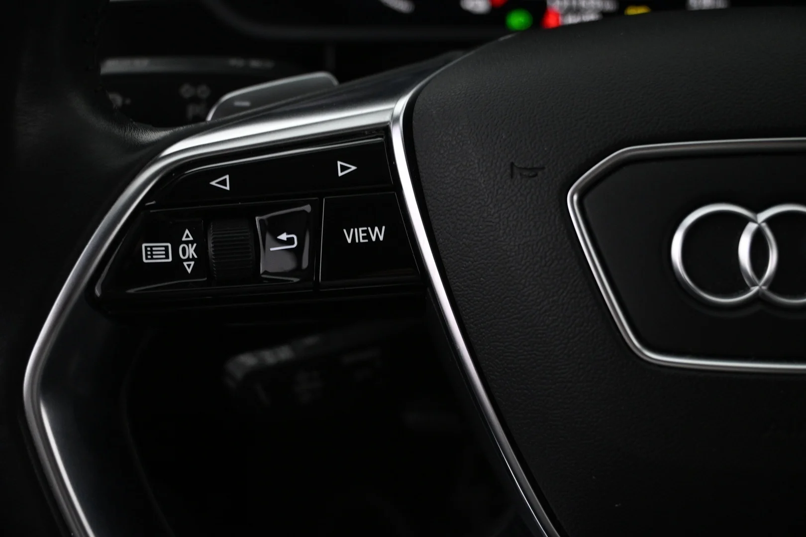 Car Image - Htc2THvdCdFAl6Khz5u7S