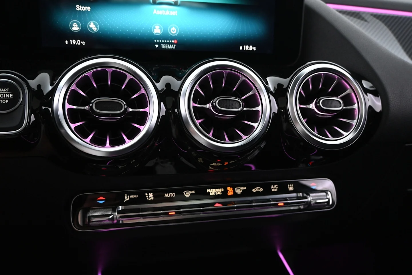 Car Image - 1UJPwY4p9HL2BvR3OZMHiZ
