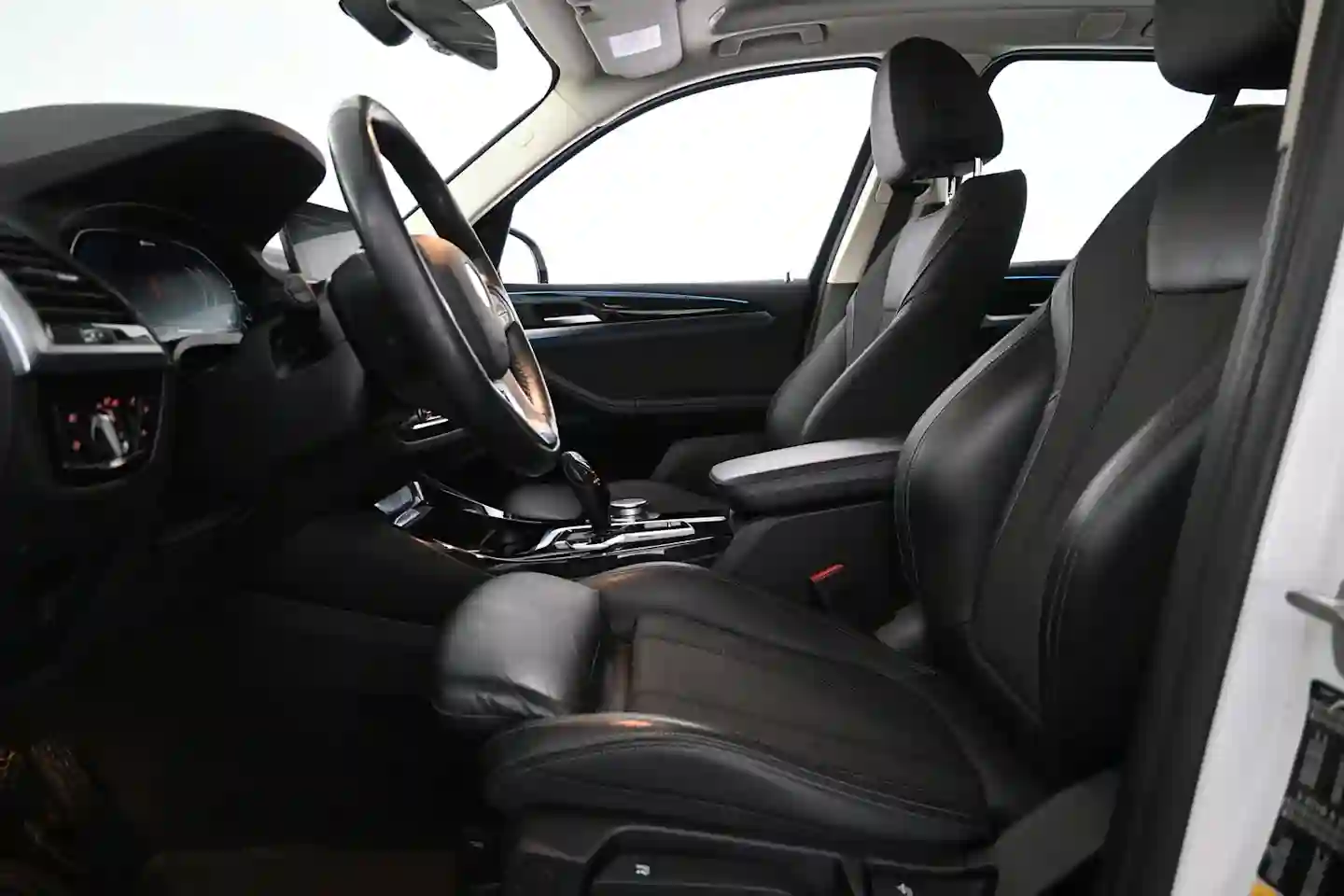 Car Image - 47kYgrp810B0qFwwN8bBXW