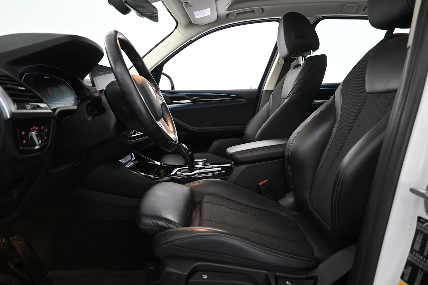 Car Image - 47kYgrp810B0qFwwN8bBXW