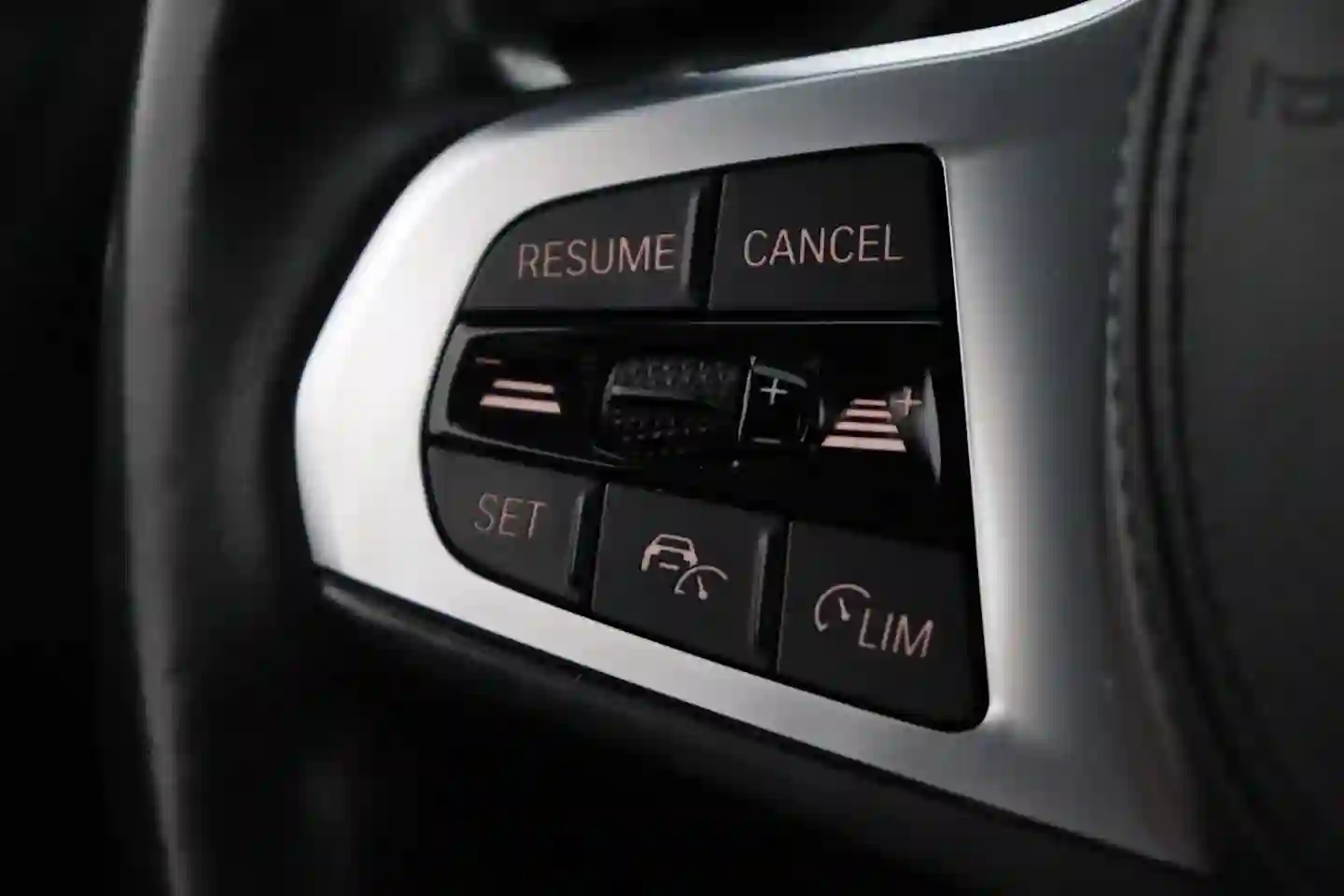 Car Image - 3NFLyRLOvOHHZrBj9xKKzH