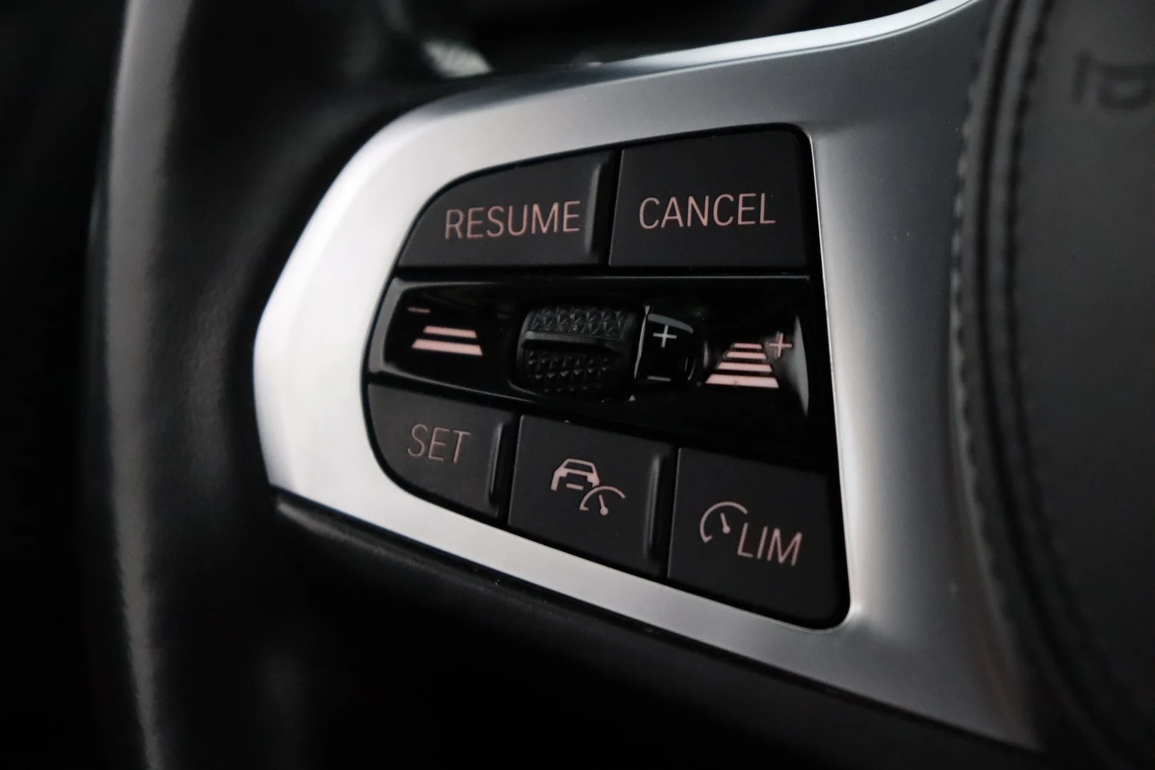 Car Image - 3NFLyRLOvOHHZrBj9xKKzH