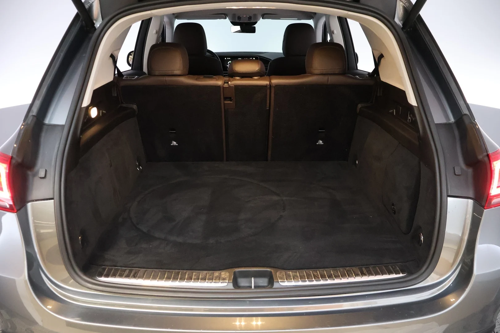 Car Image - 6lC8itkmSqRW3TVwxOJDLk