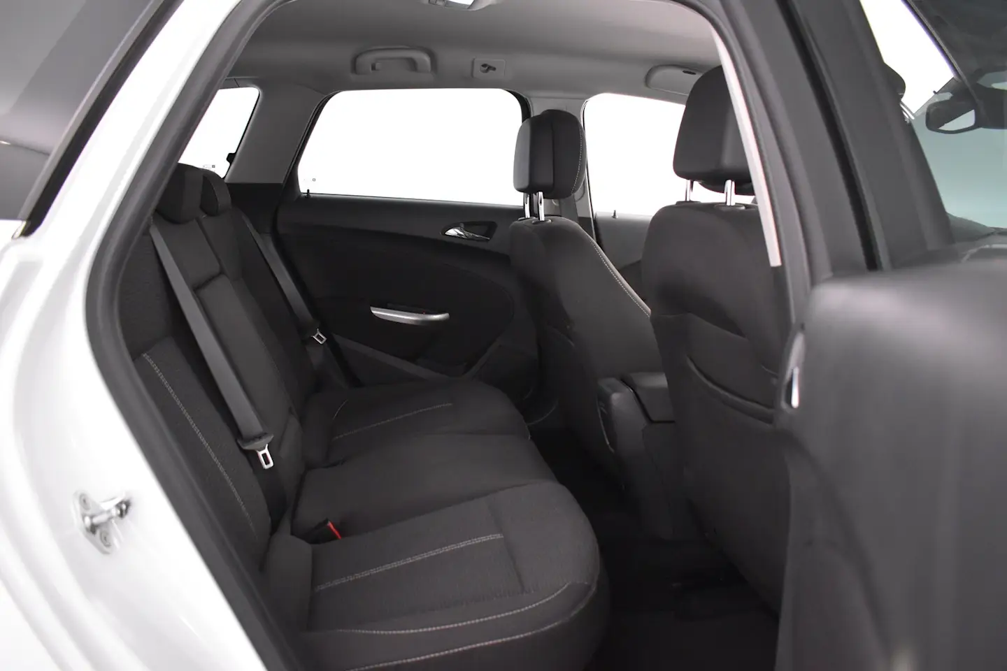 Car Image - 4yi3c1eNMZ28y8tkNreaqc