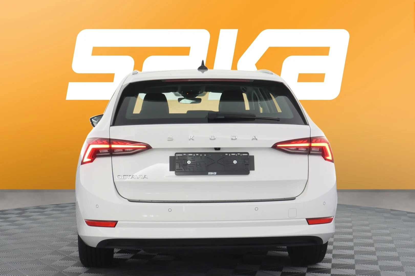 Car Image - 58dd5GP6ja3MqoqdpIEreW
