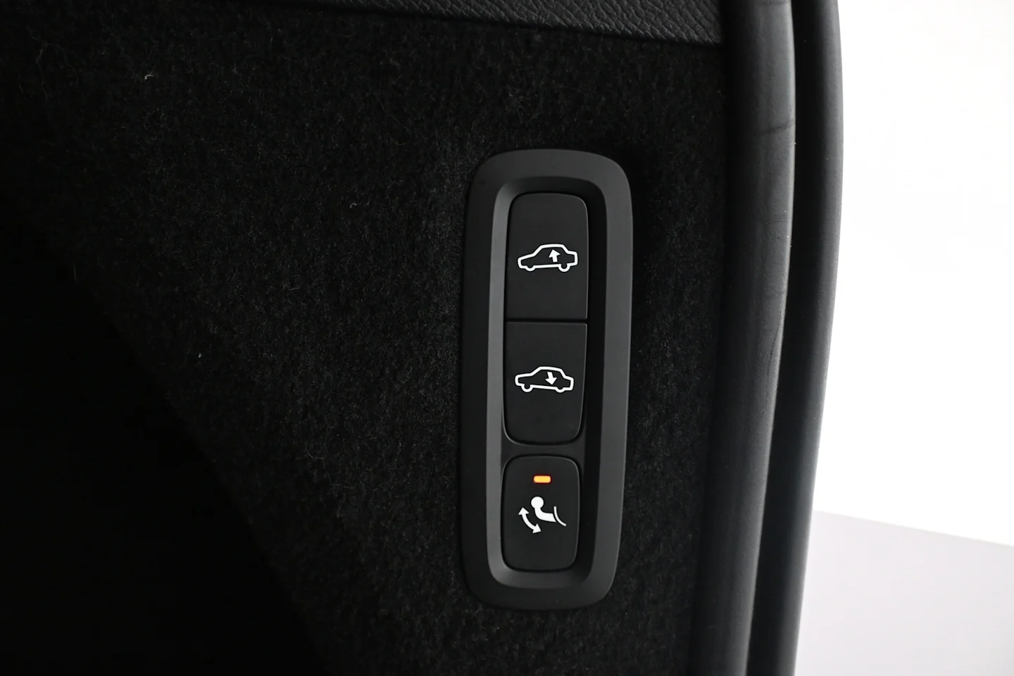 Car Image - 4ZqDTRsvlGS4CrOULpnCnd