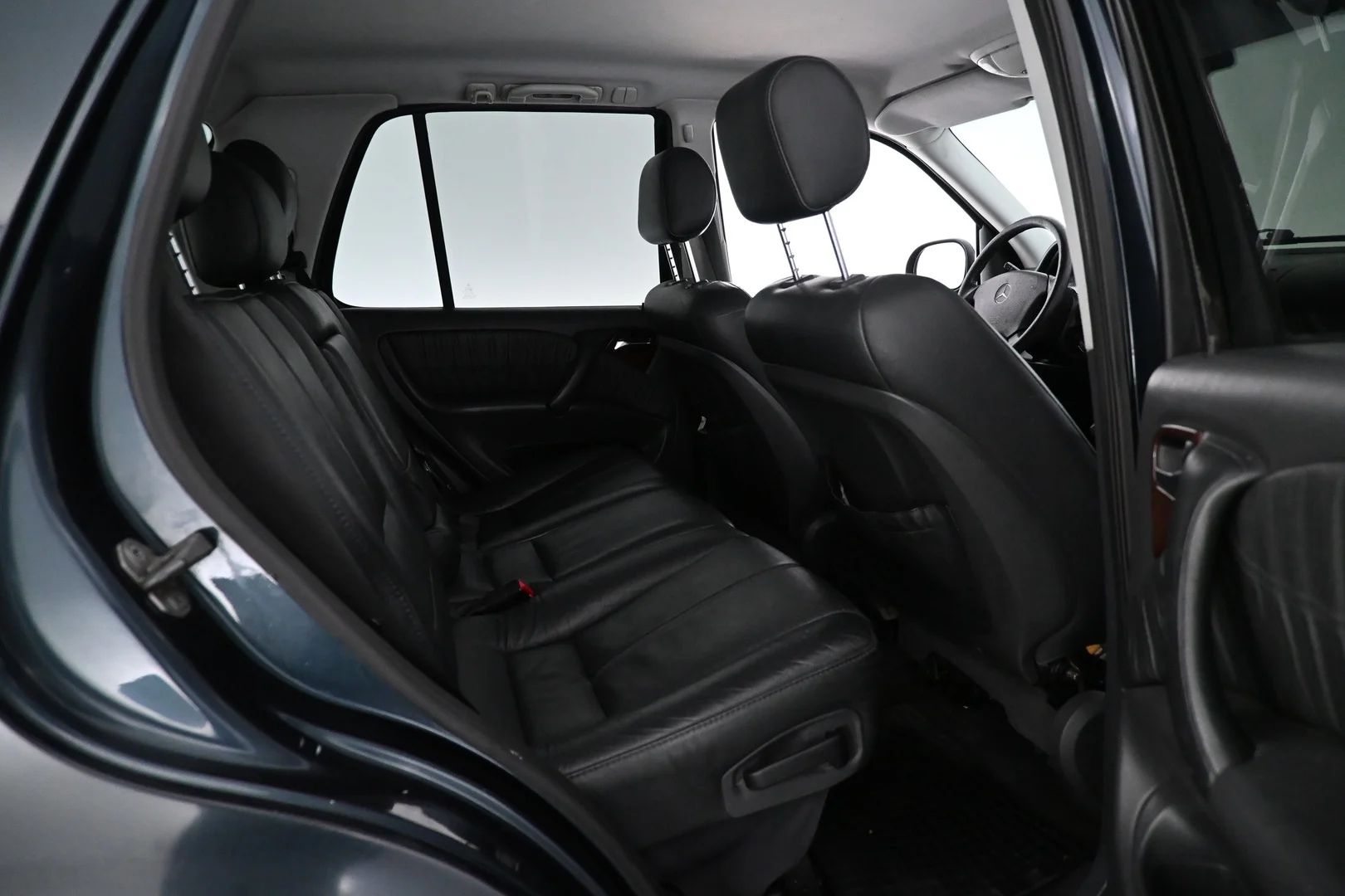 Car Image - 72pb6edSpsHCMAMiUFoAlA