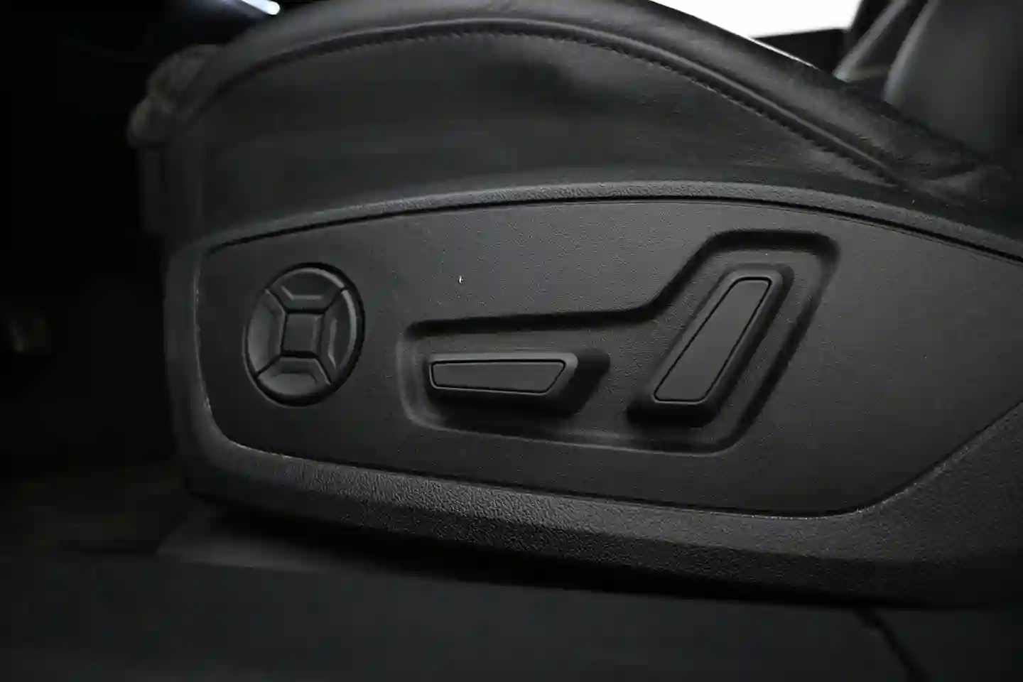 Car Image - 1py0Qttz7TFUY2S5NVBXs4