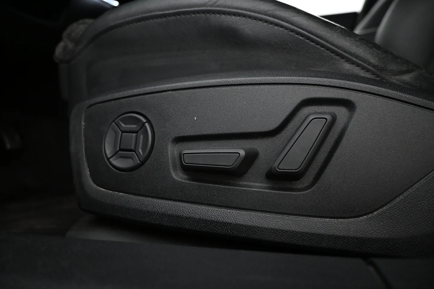 Car Image - 1py0Qttz7TFUY2S5NVBXs4
