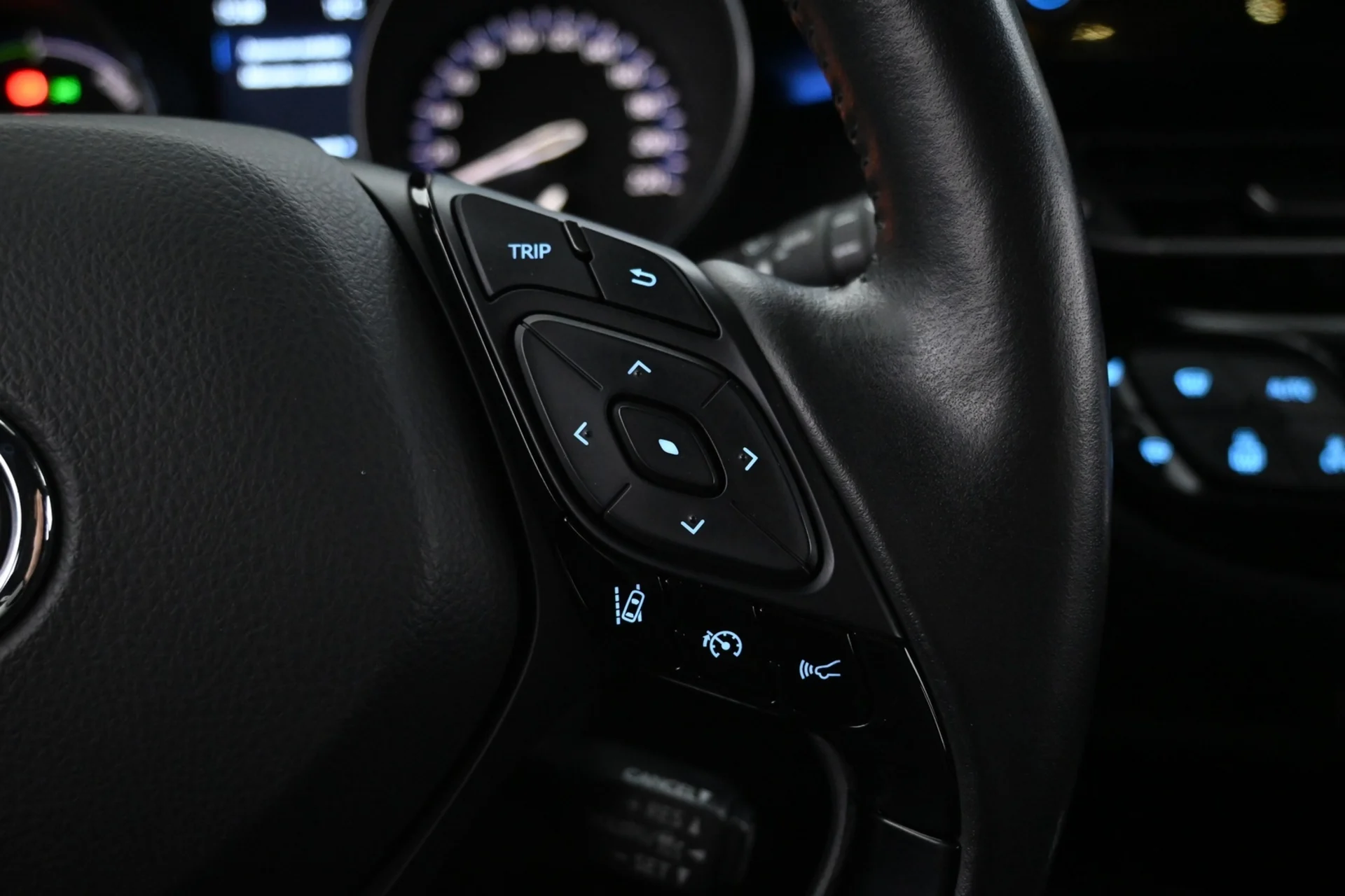 Car Image - 57PntZY4g1Idn82MbjsGuk