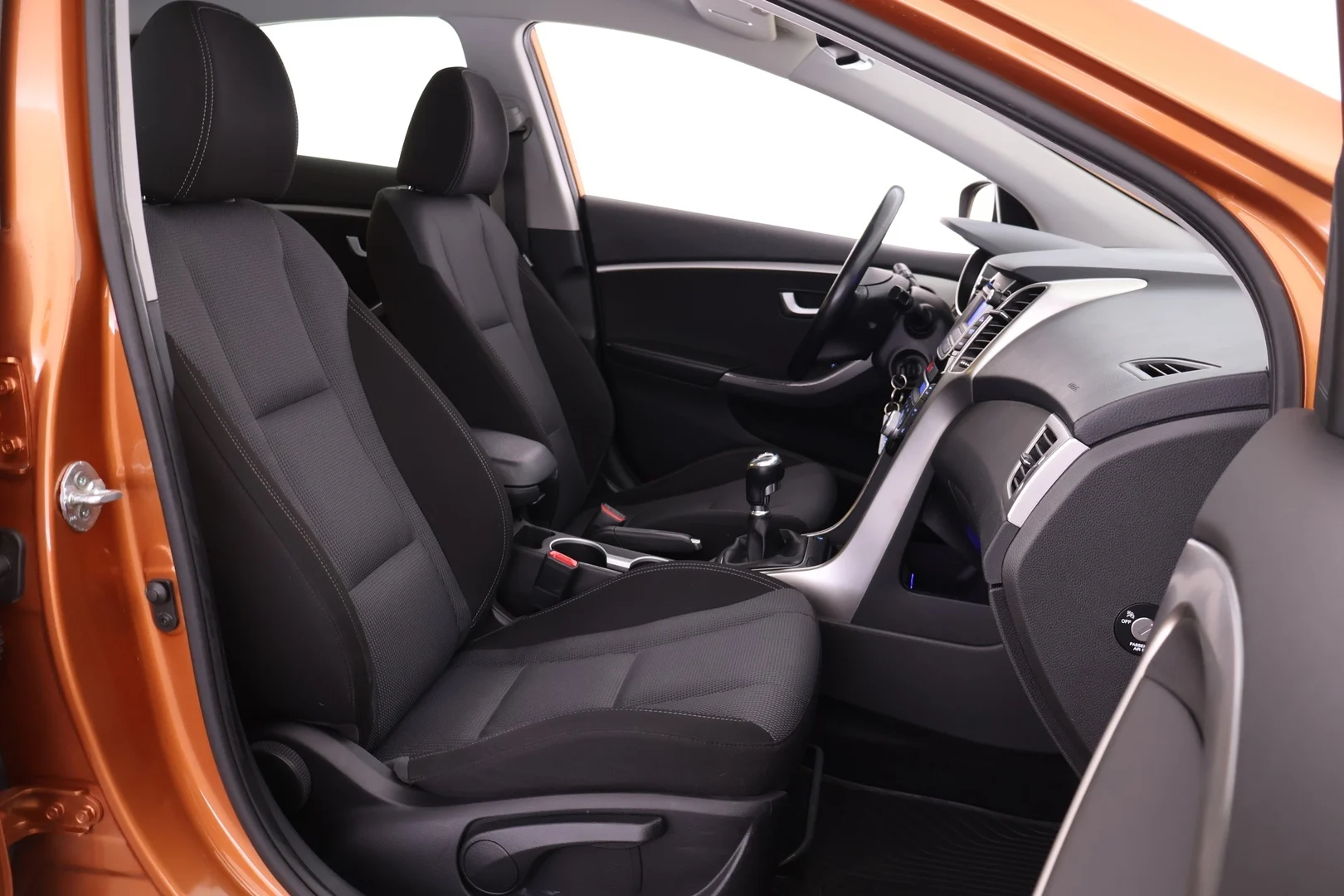 Car Image - 30odsjtnbaUP4QxJWDee3z