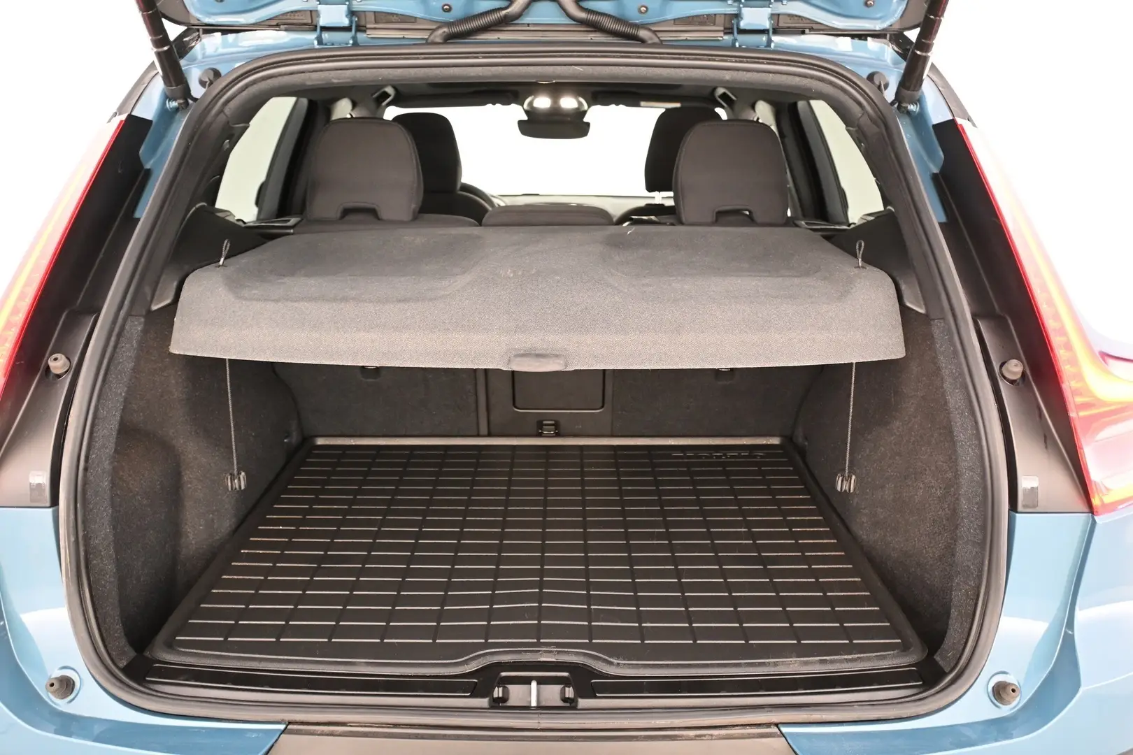 Car Image - 2ei4CN7UrdQCdegTkEVarS