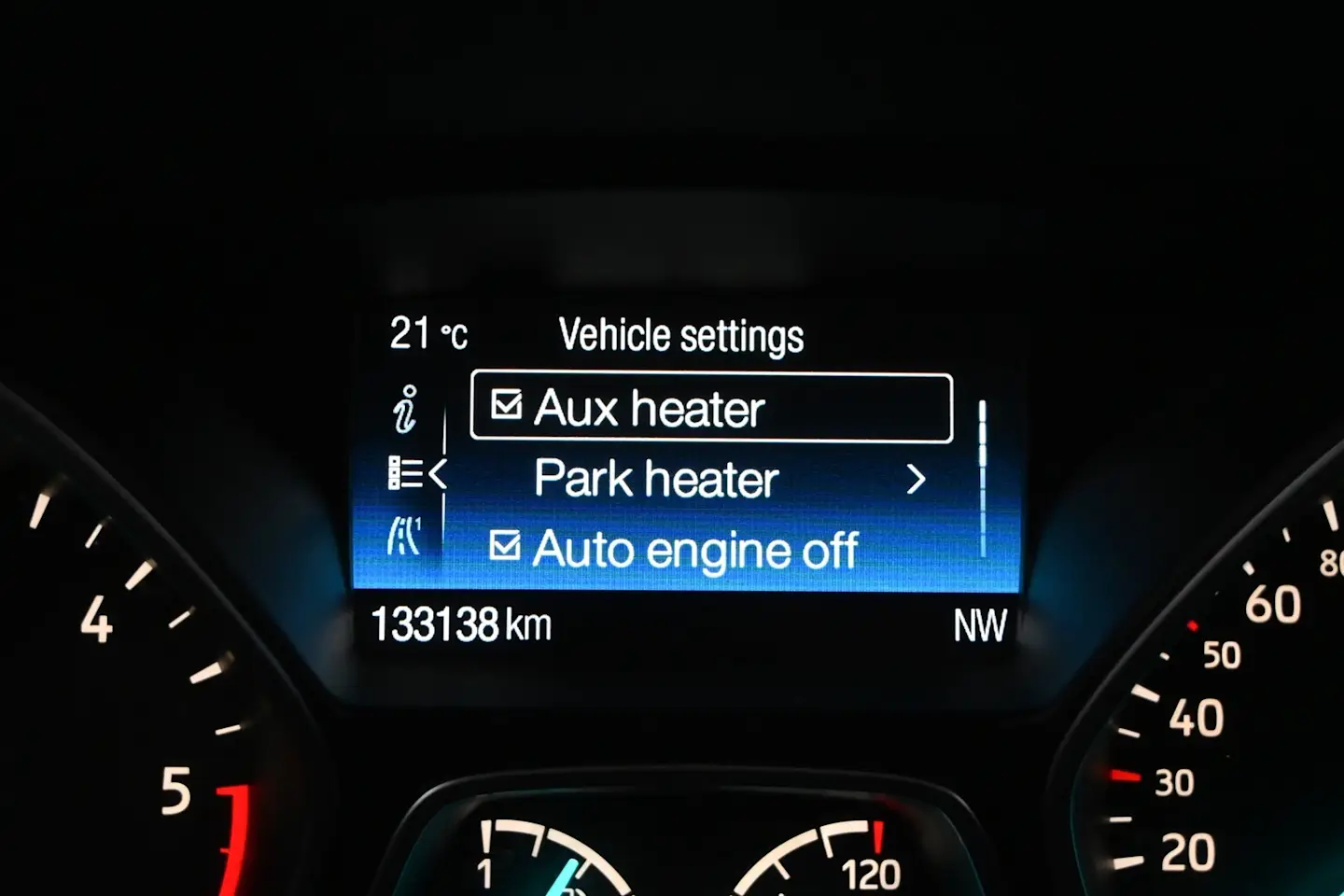 Car Image - 5wY5KBbtjqzTolco2OaoSe