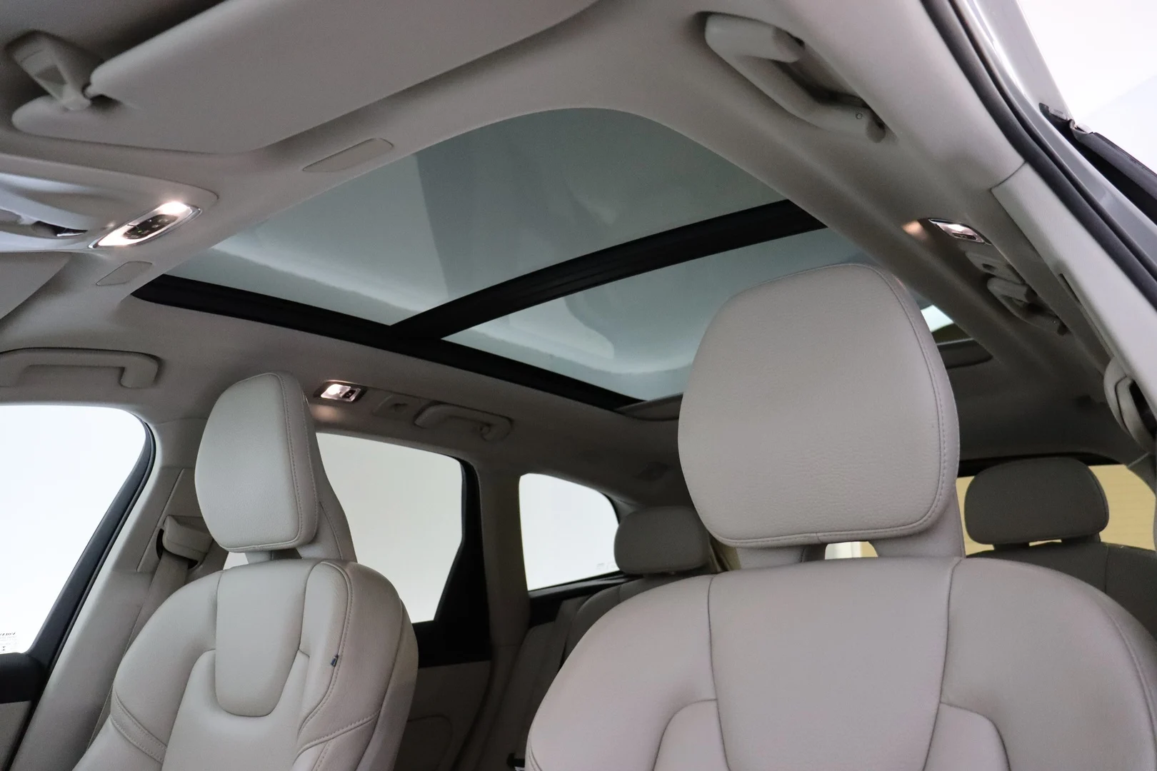 Car Image - 5XH69GJYtuYjXV4uEWdUFE