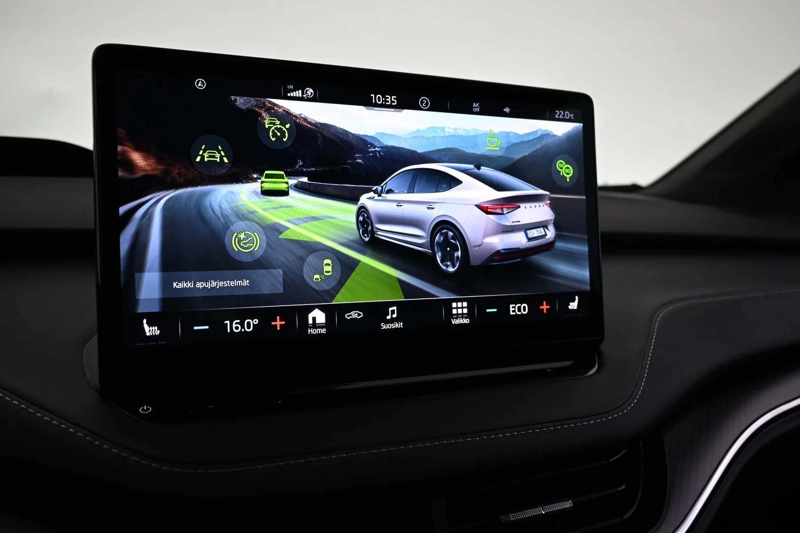 Car Image - 3lftQlCfLkIuIEHaauP6xA