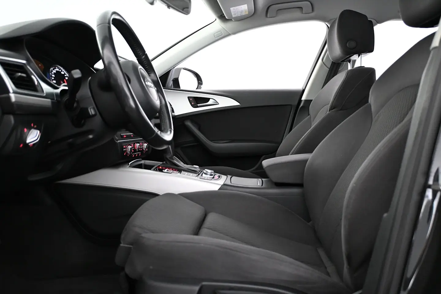 Car Image - 1cnrSrhVEflOorpfUtQqtZ