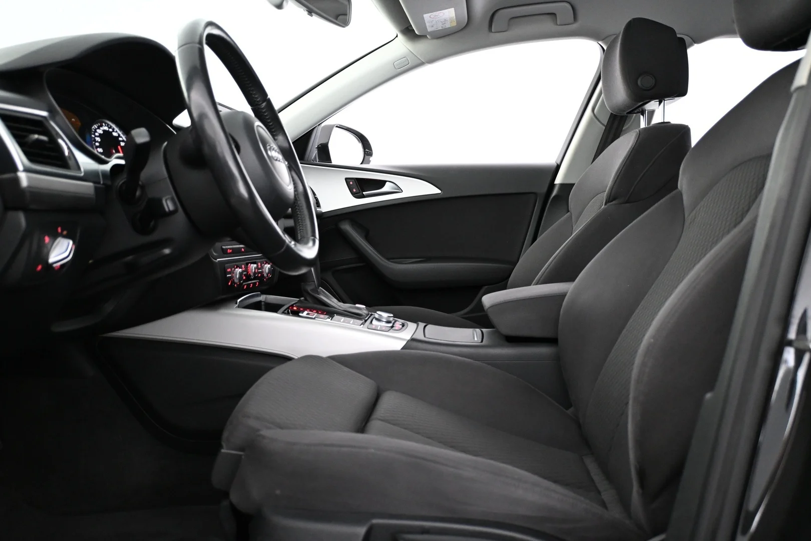 Car Image - 1cnrSrhVEflOorpfUtQqtZ