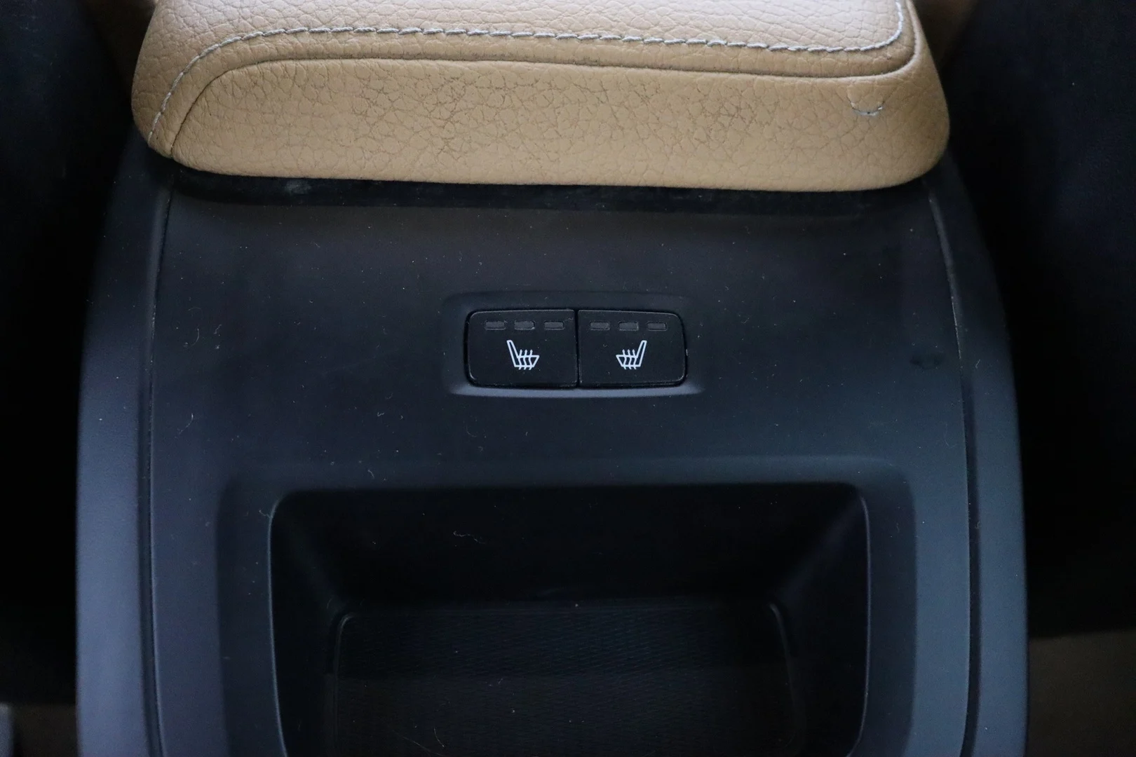 Car Image - 6dsHGKfKN6hSzqmTdDJxbX
