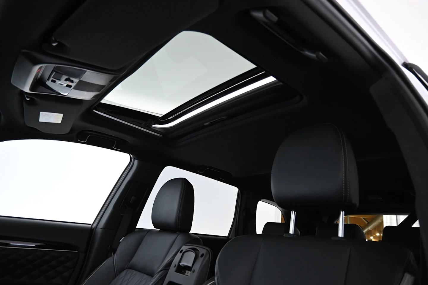 Car Image - 6zxfwu1PeY3rTQr2nNumWx