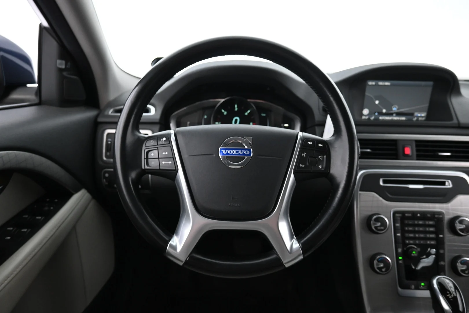 Car Image - 1GA5EvchezjhOGGxhpwfaB