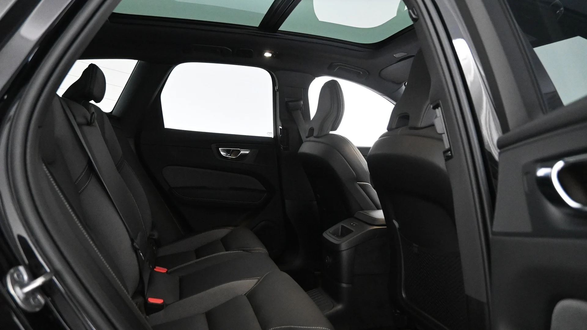Car Image - 1rb2r0QVfCuQjXO82jzCDl
