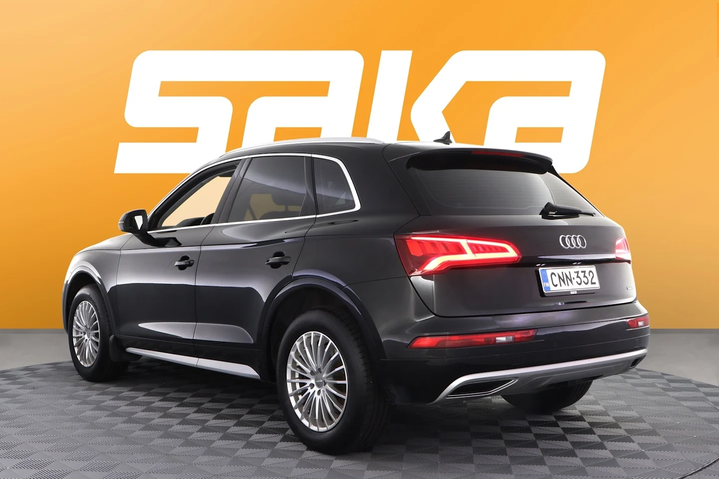 Car Image - 5XfgLplBDvUcwVub8q5bJD